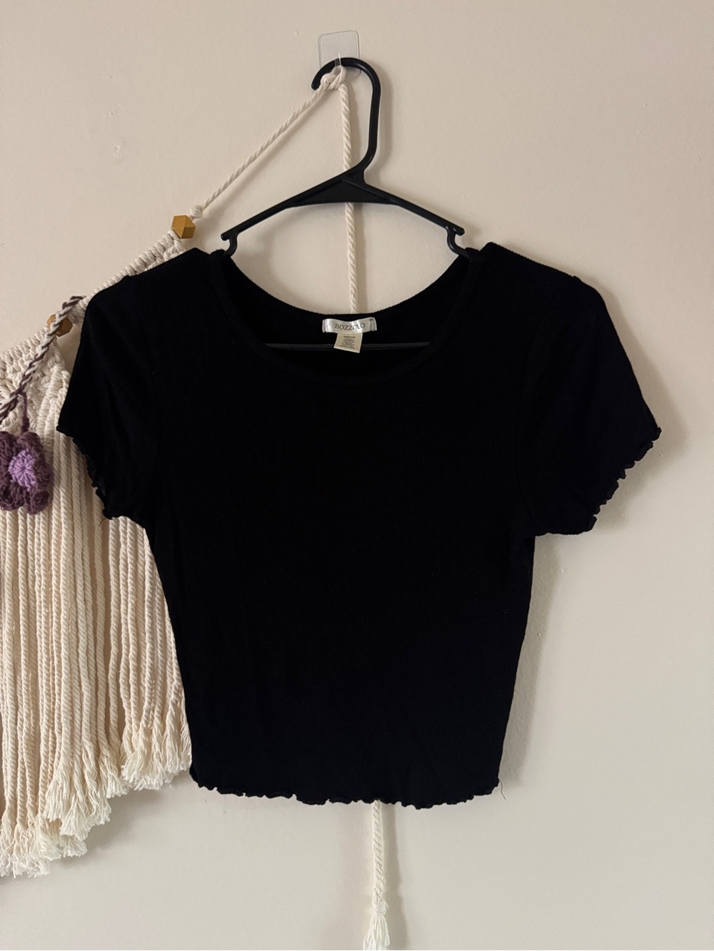 Bozzolo Black Ribbed Lettuce-Edge Short Sleeve Crop Top